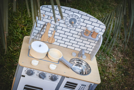 Cocina en madera blanca - Imagen 5