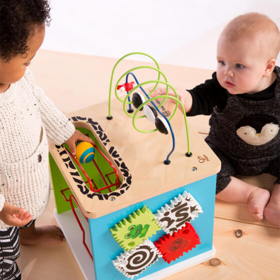 Cubo centro de actividades Baby Einstein de Hape - Imagen 7