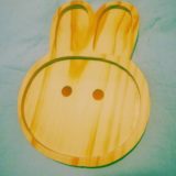 Plato de madera con reparticiones