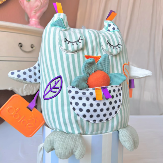 Juguete didáctico de tela Winky el búho