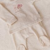 Conjunto Plush, pelele + buzo - Conejita y hongo - 100% Algodón