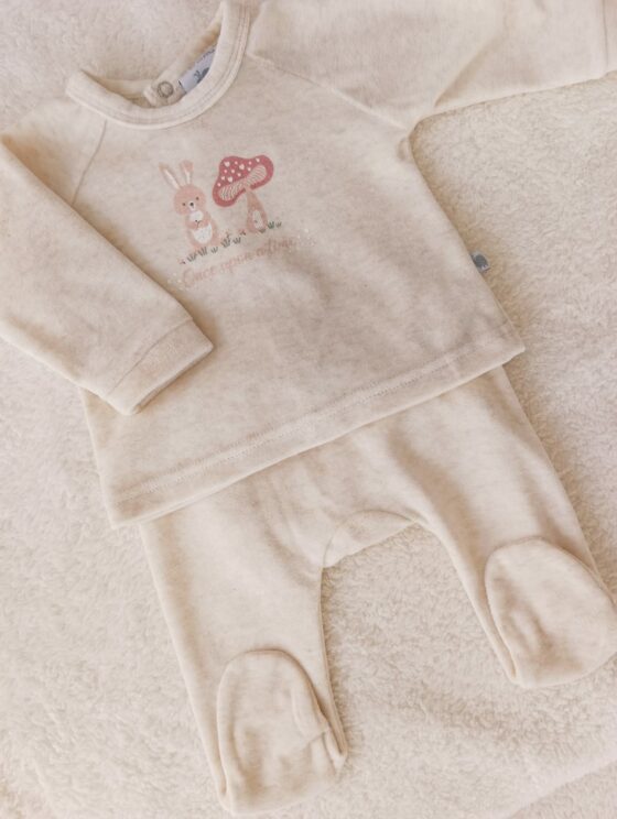 Conjunto Plush, pelele + buzo - Conejita y hongo - 100% Algodón