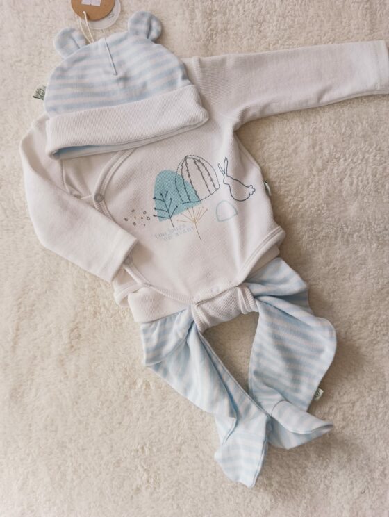 Conjunto de algodón, pelele + body + gorro - Celeste a rayas