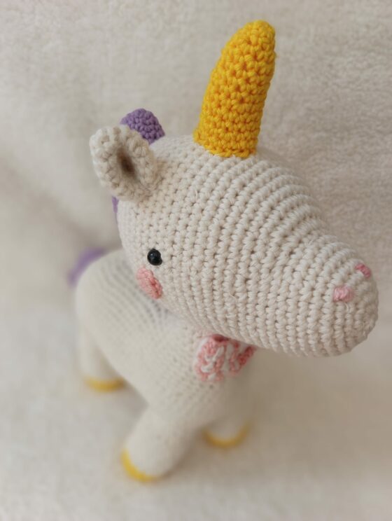 Amigurumi - Producto artesanal - Unicornio - Imagen 3