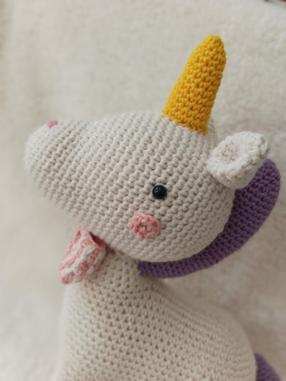 Amigurumi - Producto artesanal - Unicornio - Imagen 4