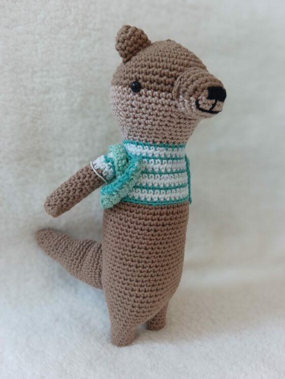 Amigurumi - Producto artesanal - Nutria - Imagen 4